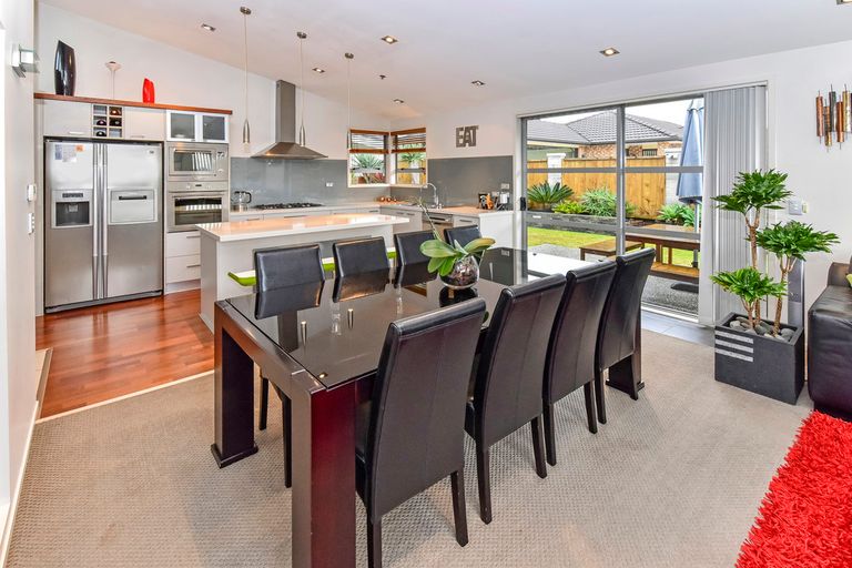 Photo of property in 12 Matuhi Grove, Papatoetoe, Auckland, 2025