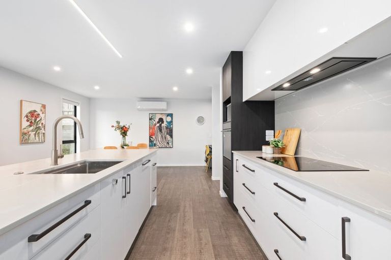 Photo of property in 2b Kaiaho Close, Aotea, Porirua, 5024