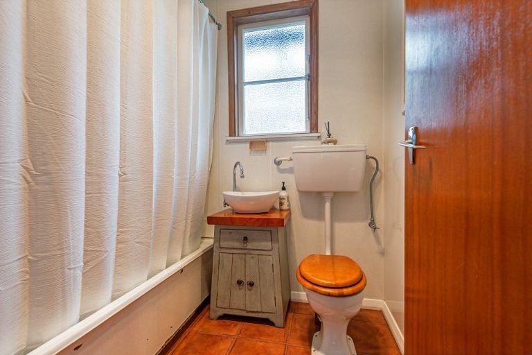 Photo of property in 38 Millar Street, Terrace End, Palmerston North, 4410