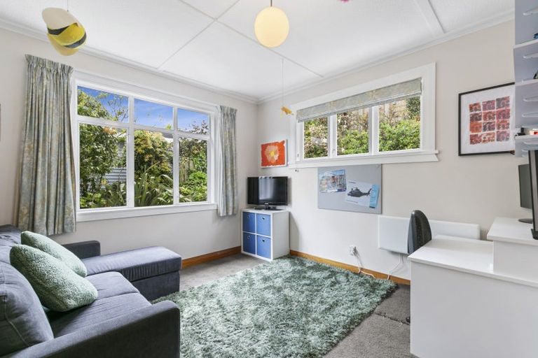 Photo of property in 31 Rangoon Street, Khandallah, Wellington, 6035