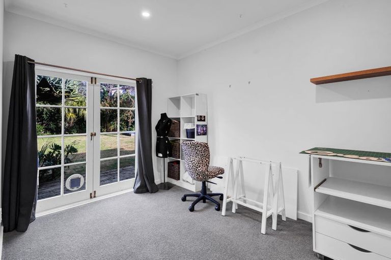 Photo of property in 96 Bayly Road, Blagdon, New Plymouth, 4310