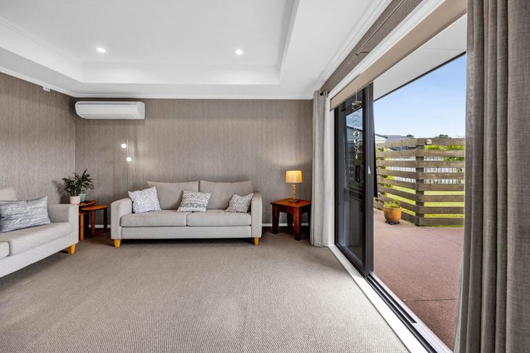 Photo of property in 12 Mercade Close, Stratford, 4332