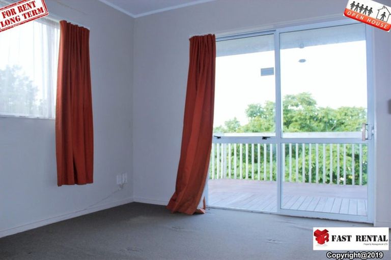 Photo of property in 26 Weldene Avenue, Glenfield, Auckland, 0629