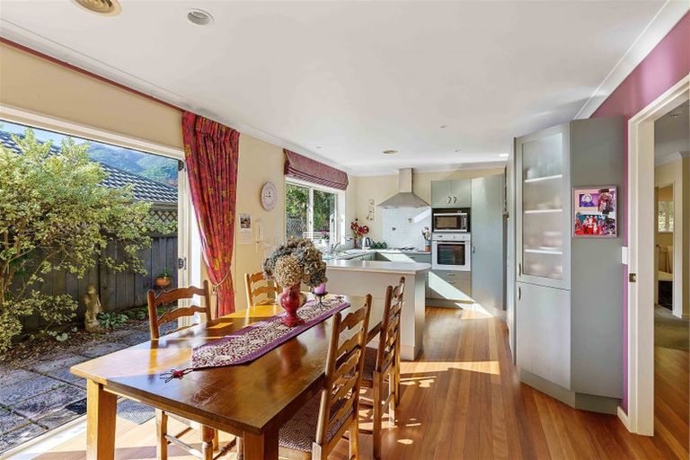 Photo of property in 29b Karu Crescent, Waikanae, 5036
