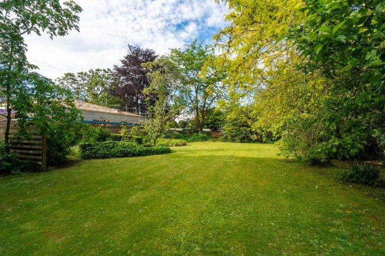 Photo of property in 86 Kuratawhiti Street, Greytown, 5712