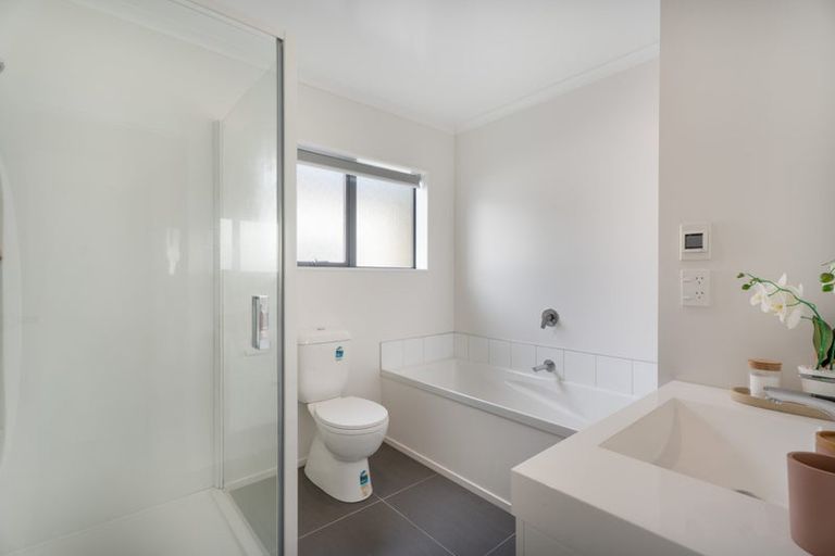 Photo of property in 65 Melksham Drive, Churton Park, Wellington, 6037