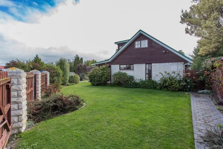 Photo of property in 33 Whitehall Street, Mairehau, Christchurch, 8013