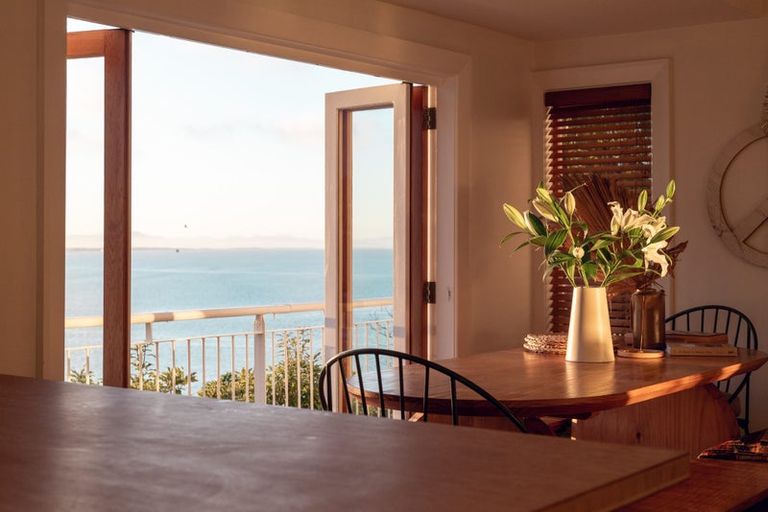 Photo of property in 3 Flowers Track, Scarborough, Christchurch, 8081