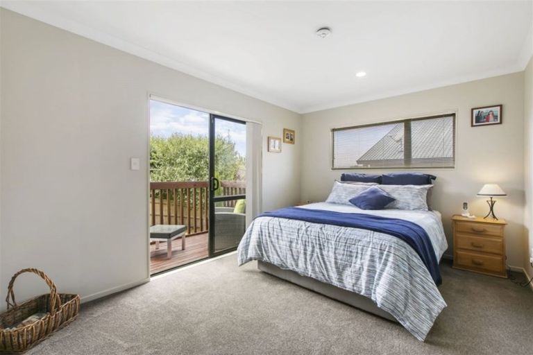 Photo of property in 153b Colwill Road, Massey, Auckland, 0614