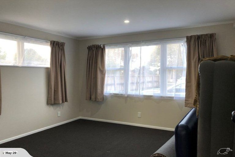 Photo of property in 496 Don Buck Road, Massey, Auckland, 0614
