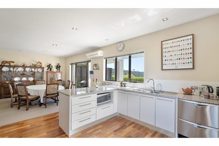 Photo of property in 140 Gills Road, Albany Heights, Auckland, 0632