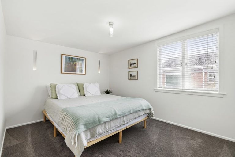 Photo of property in 1/46 Eversleigh Road, Belmont, Auckland, 0622