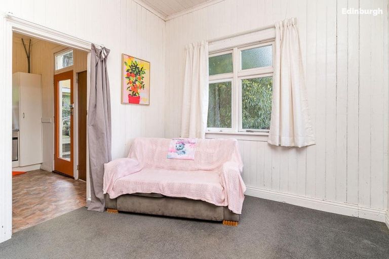 Photo of property in 1 Haddon Place, Dunedin Central, Dunedin, 9016