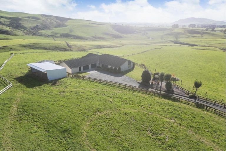 Photo of property in 196 Happy Valley Road, Owhiro Bay, Wellington, 6023