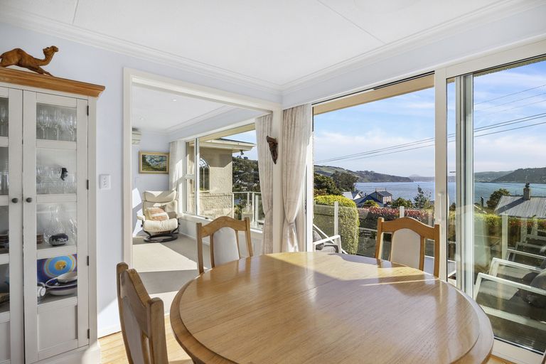 Photo of property in 10a Wharfdale Street, Macandrew Bay, Dunedin, 9014