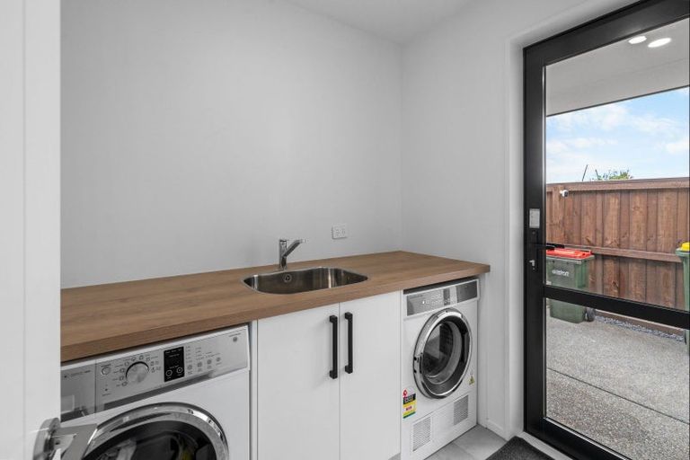 Photo of property in 35a Masefield Drive, Rolleston, 7614