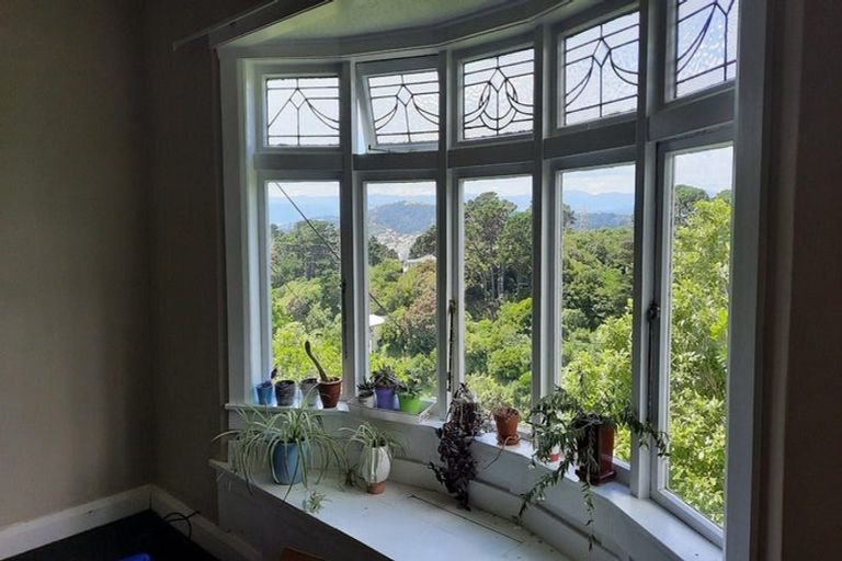 Photo of property in 44 Mount Pleasant Road, Aro Valley, Wellington, 6012