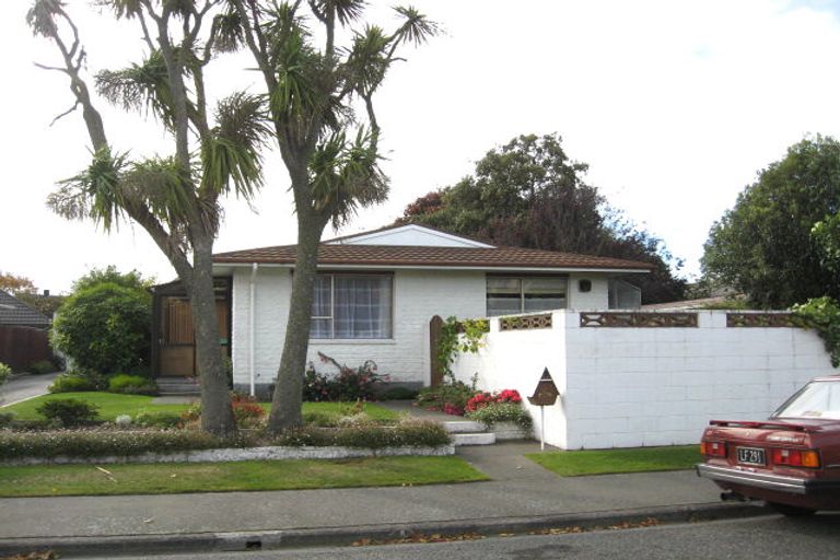 Photo of property in 2/22 Doncaster Street, Sockburn, Christchurch, 8042