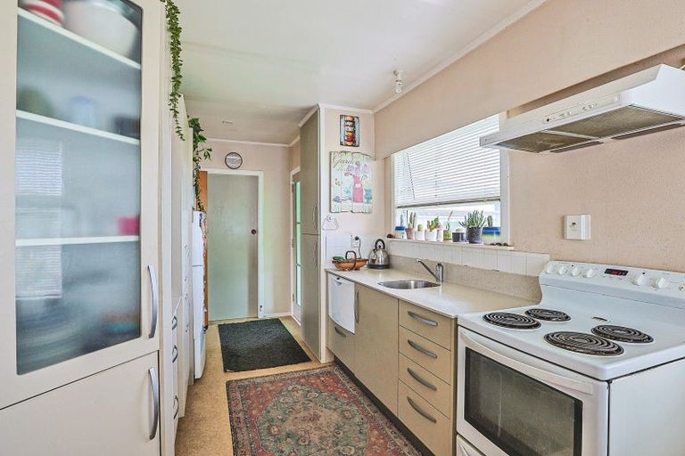 Photo of property in 52 Upham Street, Havelock North, 4130