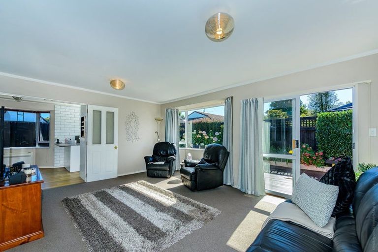 Photo of property in 1/10c Fovant Street, Russley, Christchurch, 8042