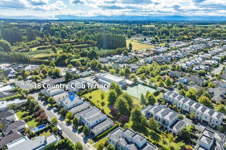 Photo of property in 38 Country Club Terrace, Northwood, Christchurch, 8051