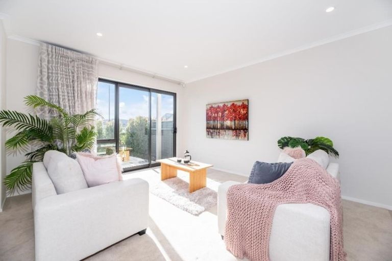 Photo of property in 4 Harewood Street, Whenuapai, Auckland, 0618