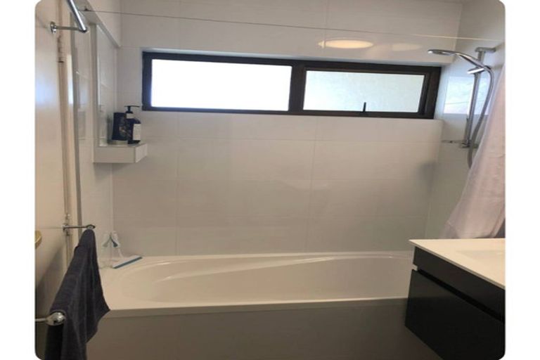 Photo of property in 11/4f Claremont Grove, Mount Victoria, Wellington, 6011