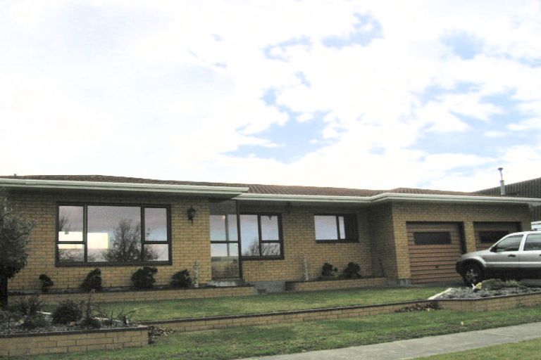 Photo of property in 96 Freyberg Avenue, Tamatea, Napier, 4112