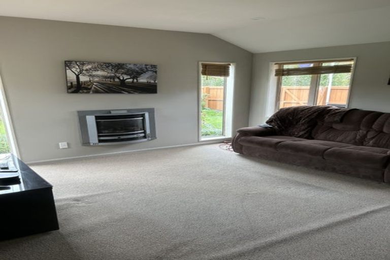 Photo of property in 18 Mistral Road, Northwood, Christchurch, 8051