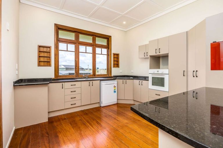 Photo of property in 27 Church Hill Road, Port Albert, Wellsford, 0973