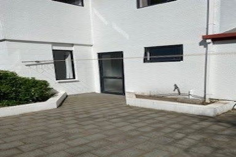 Photo of property in 10 Mayfair Street, Riccarton, Christchurch, 8011