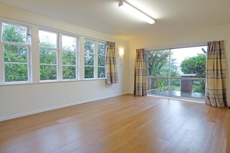 Photo of property in 38 Gardner Avenue, New Lynn, Auckland, 0600
