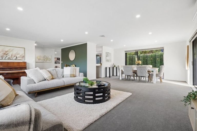 Photo of property in 82 Reynolds Road, Pukekohe, 2120