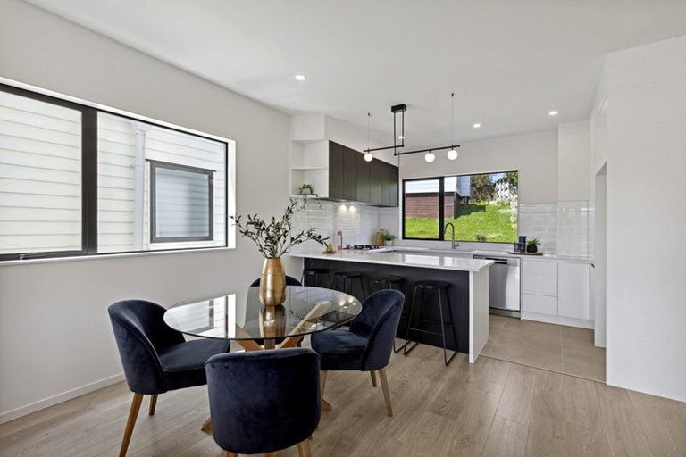 Photo of property in 5/36 Tomo Street, New Lynn, Auckland, 0600