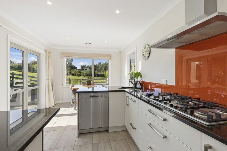 Photo of property in 88b Endeavour Drive, Whitby, Porirua, 5024
