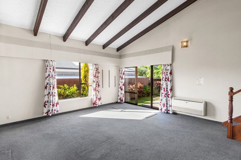 Photo of property in 147 Warren Crescent, Hillmorton, Christchurch, 8025