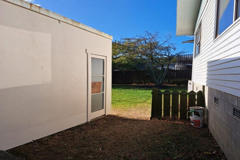 Photo of property in 13 Pinero Place, Bucklands Beach, Auckland, 2014