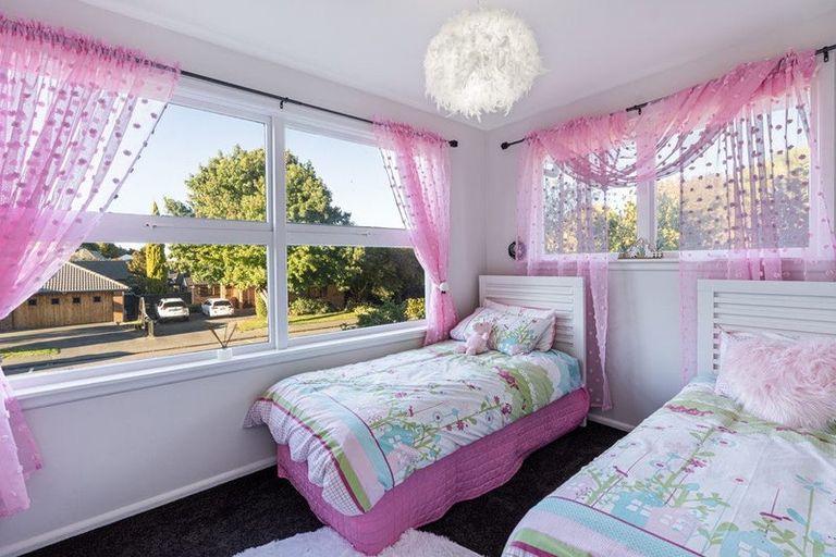 Photo of property in 5 Parkstone Avenue, Ilam, Christchurch, 8041