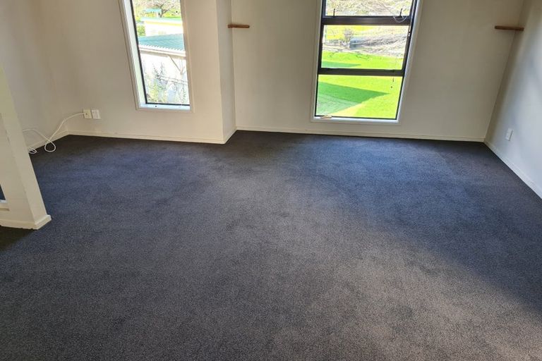 Photo of property in 38 Verdale Circle, Glen Eden, Auckland, 0602