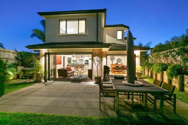 Photo of property in 57 Laurel Oak Drive, Schnapper Rock, Auckland, 0632