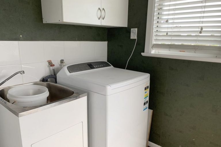 Photo of property in 1 Mcgreevy Street, Waipawa, 4210