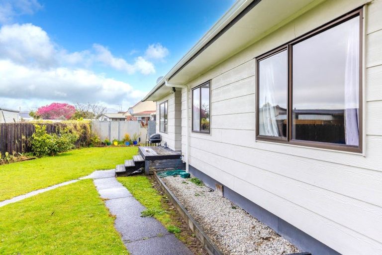 Photo of property in 16 Leather Street, Huntly, 3700