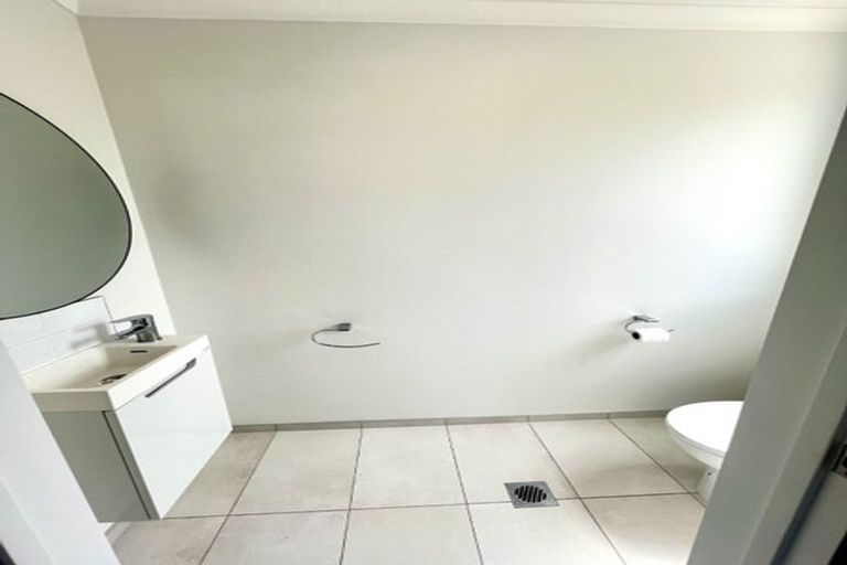 Photo of property in 32 Bellbird Street, Papakura, 2110
