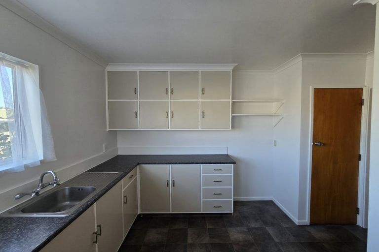 Photo of property in 7 Puriri Place, Levin, 5510