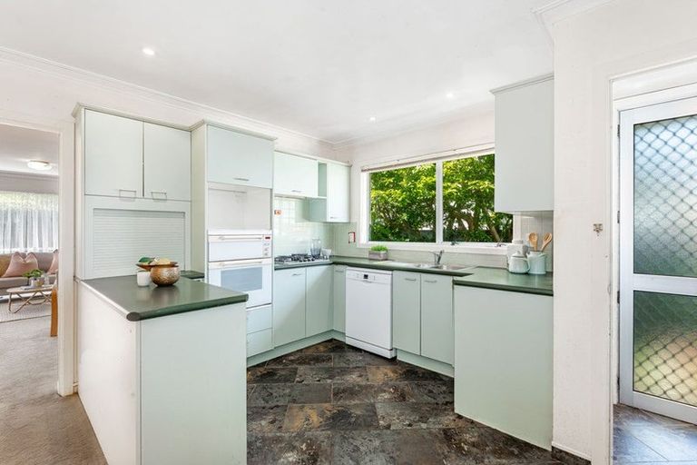 Photo of property in 244b Waiwhetu Road, Waterloo, Lower Hutt, 5011