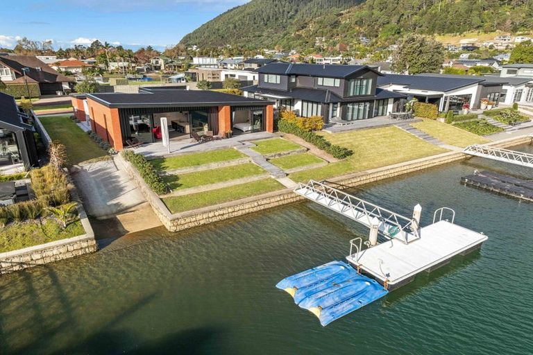 Photo of property in 117 Motu Grande, Pauanui, Hikuai, 3579