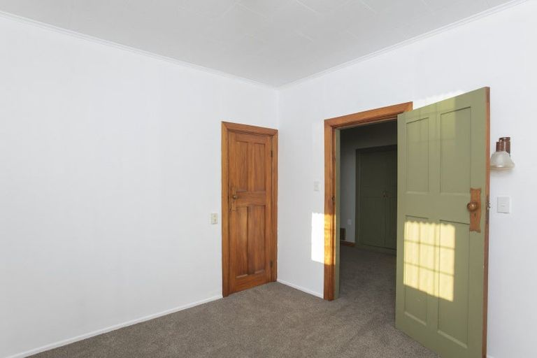 Photo of property in 89 Esplanade, Kaiti, Gisborne, 4010