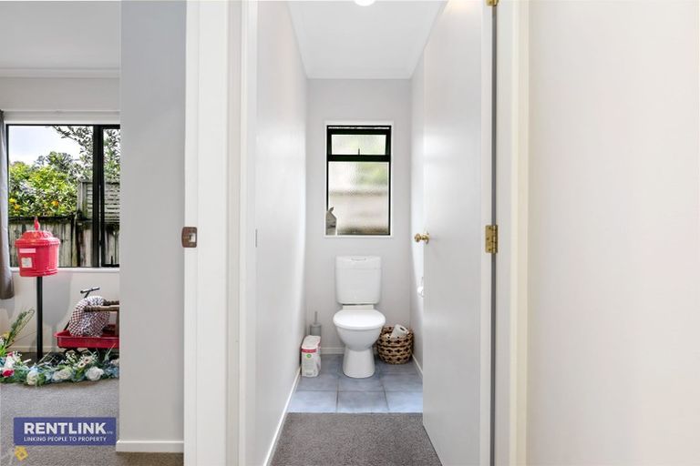 Photo of property in 22 Kestrel Avenue, Welcome Bay, Tauranga, 3112