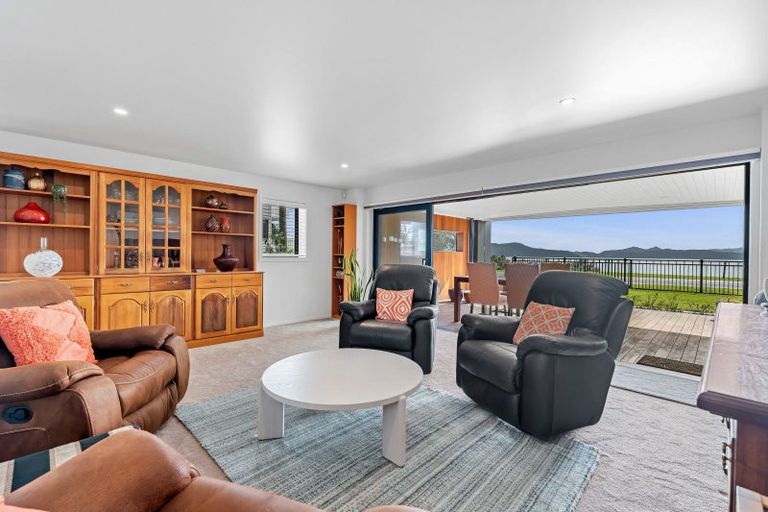 Photo of property in 235 One Tree Point Road, One Tree Point, 0118