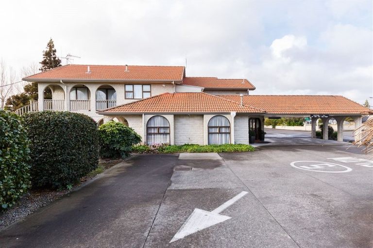 Photo of property in 665 Pioneer Highway, Highbury, Palmerston North, 4412